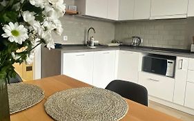 Prestige Apartments, центр, парковка, електрозаправка